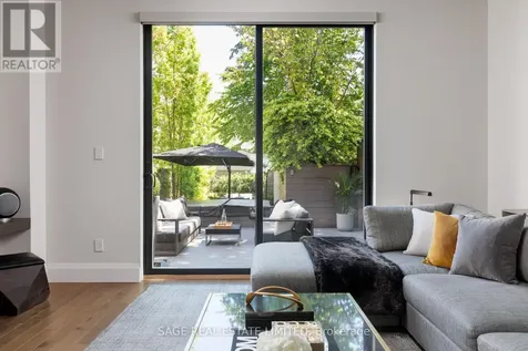 979 Broadview Avenue Toronto (broadview North) ON M4K 2R9