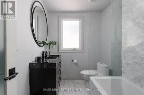 979 Broadview Avenue Toronto (broadview North) ON M4K 2R9