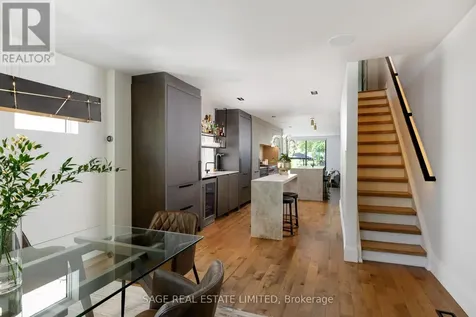 979 Broadview Avenue Toronto (broadview North) ON M4K 2R9
