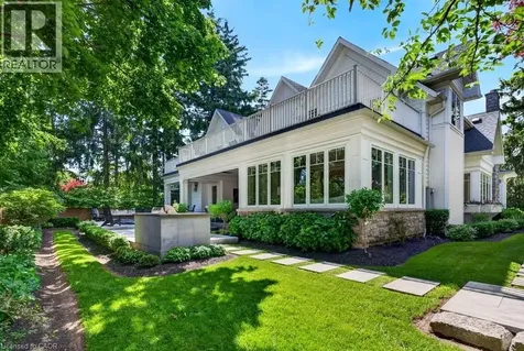 162 Fruitland Avenue Burlington ON L7N 1W7