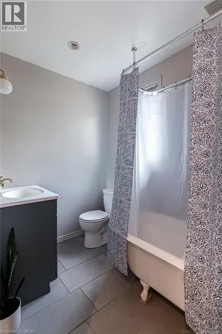 270 Queen Street South Hamilton ON L8P 3T3