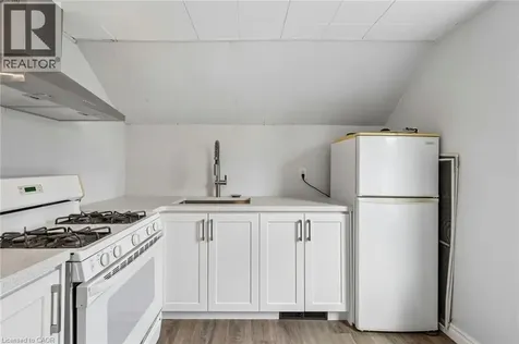 26 Albina Street Welland ON L3C 1P3