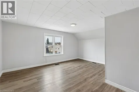 26 Albina Street Welland ON L3C 1P3