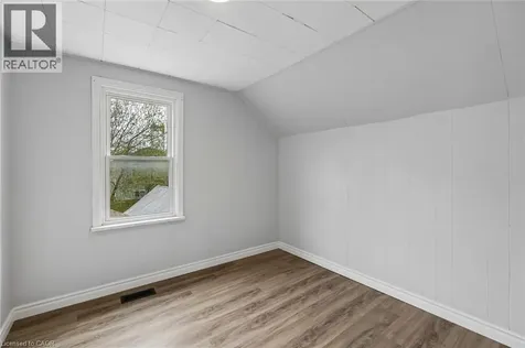 26 Albina Street Welland ON L3C 1P3