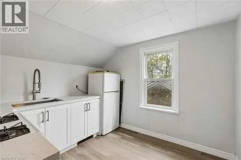 26 Albina Street Welland ON L3C 1P3