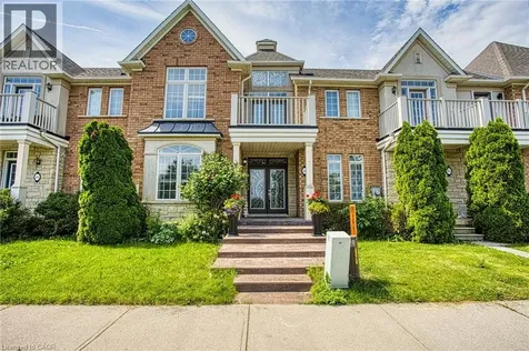 206 Springstead Avenue Stoney Creek ON L8E 6E8