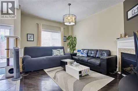 206 Springstead Avenue Stoney Creek ON L8E 6E8