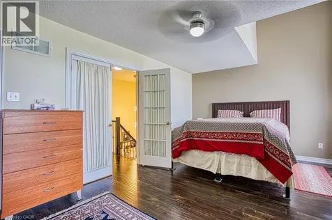 206 Springstead Avenue Stoney Creek ON L8E 6E8