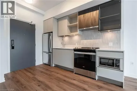 395 Dundas Street Oakville ON L6M 4M2