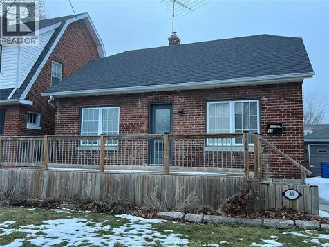 41 Alexandra Southwest Chatham ON N7M 1X9