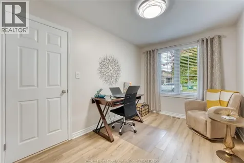 11095 Sturgeon Street Windsor ON N8P 1M4