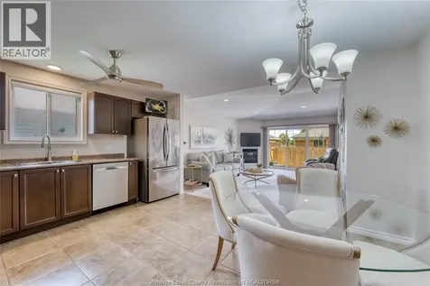 11095 Sturgeon Street Windsor ON N8P 1M4