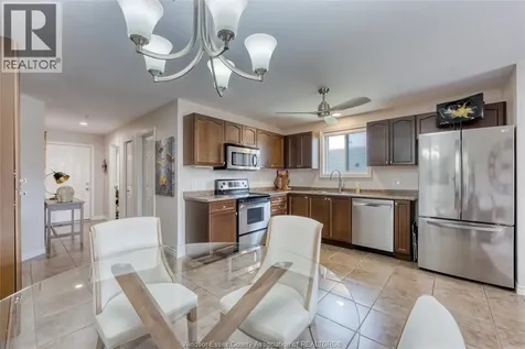 11095 Sturgeon Street Windsor ON N8P 1M4