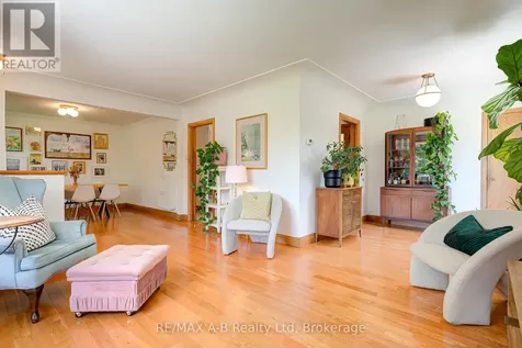 138 Woods Street Stratford ON N5A 1M4