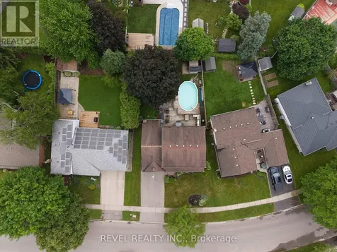 118 Greenfield Road Brantford ON N3R 7C8