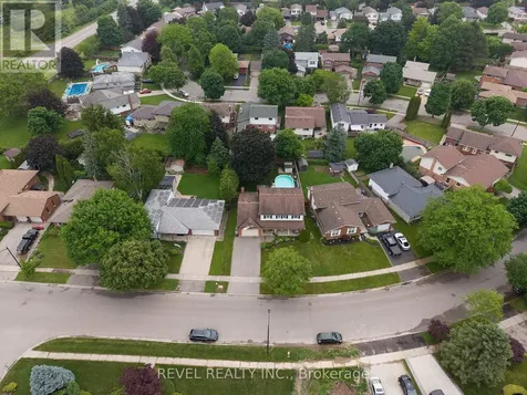 118 Greenfield Road Brantford ON N3R 7C8