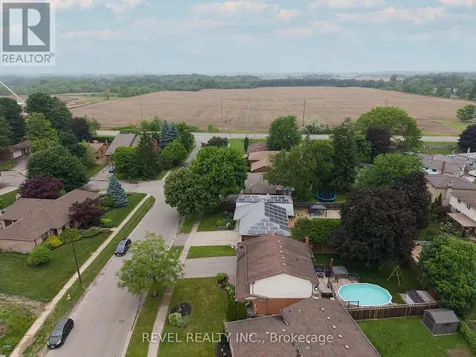118 Greenfield Road Brantford ON N3R 7C8