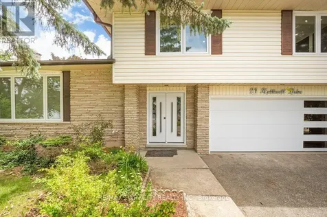 21 Halliwell Drive Kitchener ON N2B 2M5