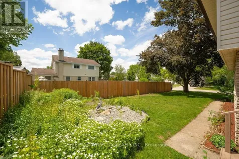 21 Halliwell Drive Kitchener ON N2B 2M5