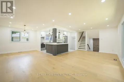 21 Halliwell Drive Kitchener ON N2B 2M5