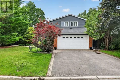 1 Blueridge Court Ottawa ON K2J 2J3