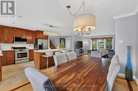 1 Blueridge Court Ottawa ON K2J 2J3