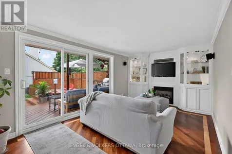 1 Blueridge Court Ottawa ON K2J 2J3