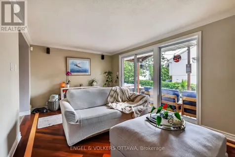 1 Blueridge Court Ottawa ON K2J 2J3