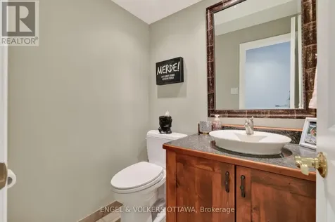 1 Blueridge Court Ottawa ON K2J 2J3