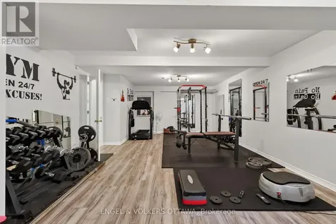 1 Blueridge Court Ottawa ON K2J 2J3