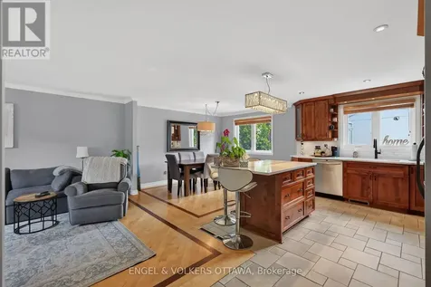 1 Blueridge Court Ottawa ON K2J 2J3