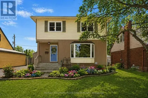 962 Weston Drive Ottawa ON K1G 1X2