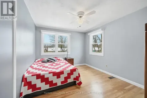 962 Weston Drive Ottawa ON K1G 1X2