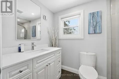 962 Weston Drive Ottawa ON K1G 1X2