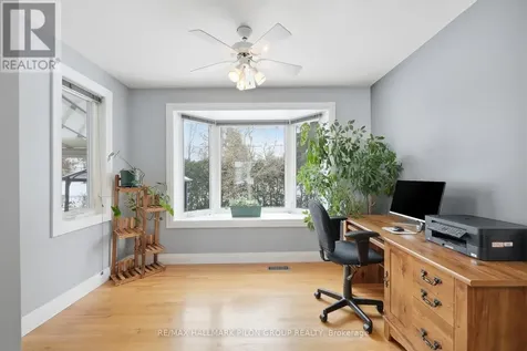 962 Weston Drive Ottawa ON K1G 1X2
