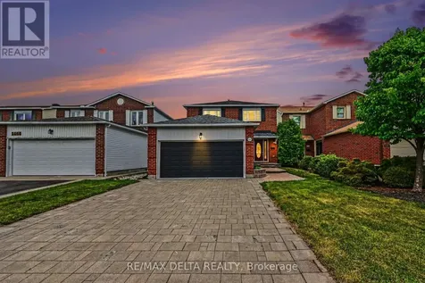 1462 Laurin Crescent Ottawa ON K1E 3G7