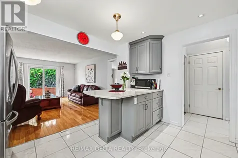 1462 Laurin Crescent Ottawa ON K1E 3G7