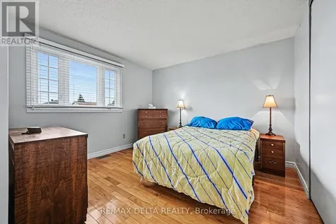 1462 Laurin Crescent Ottawa ON K1E 3G7