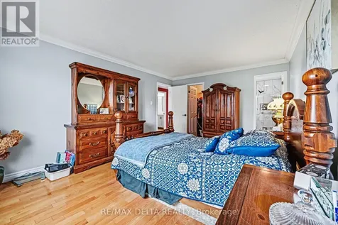 1462 Laurin Crescent Ottawa ON K1E 3G7