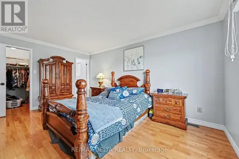 1462 Laurin Crescent Ottawa ON K1E 3G7