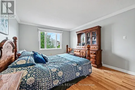 1462 Laurin Crescent Ottawa ON K1E 3G7