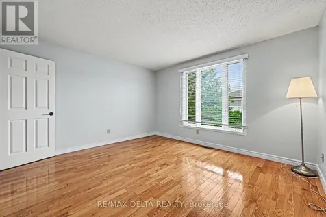 1462 Laurin Crescent Ottawa ON K1E 3G7