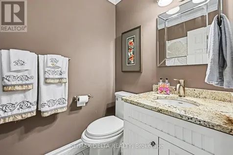 1462 Laurin Crescent Ottawa ON K1E 3G7