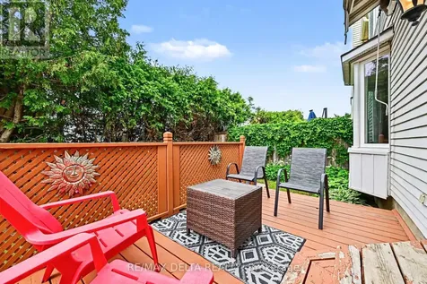 1462 Laurin Crescent Ottawa ON K1E 3G7