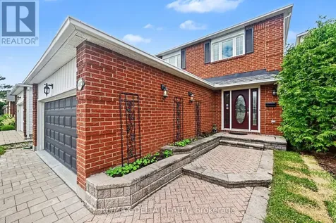 1462 Laurin Crescent Ottawa ON K1E 3G7