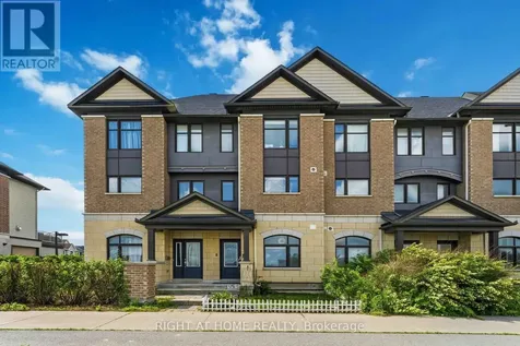 354 Brettonwood Ridge Ottawa ON K2T 0H8