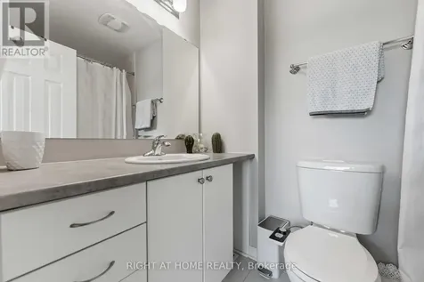 354 Brettonwood Ridge Ottawa ON K2T 0H8