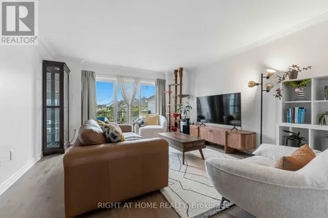 354 Brettonwood Ridge Ottawa ON K2T 0H8