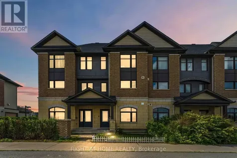 354 Brettonwood Ridge Ottawa ON K2T 0H8