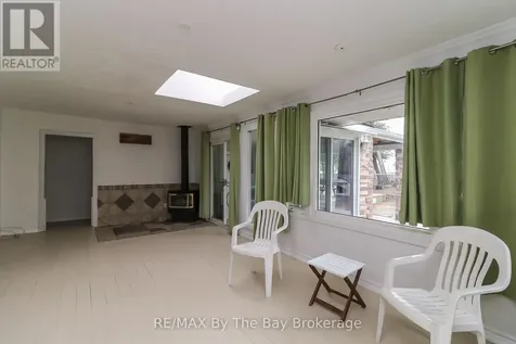 54 Homewood Avenue Wasaga Beach ON L9Z 2M2